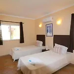 Traditional Portuguese 5 Bedrooms Girassol Prime Location