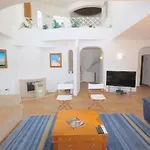 Villa Traditional Portuguese 5 Bedrooms Girassol Prime Location *