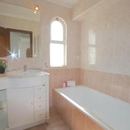 Villa Girassol: Traditional Portuguese Retreat In Vilamoura