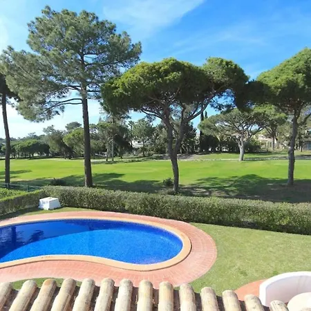 Girassol: Traditional Portuguese Retreat In Vilamoura *